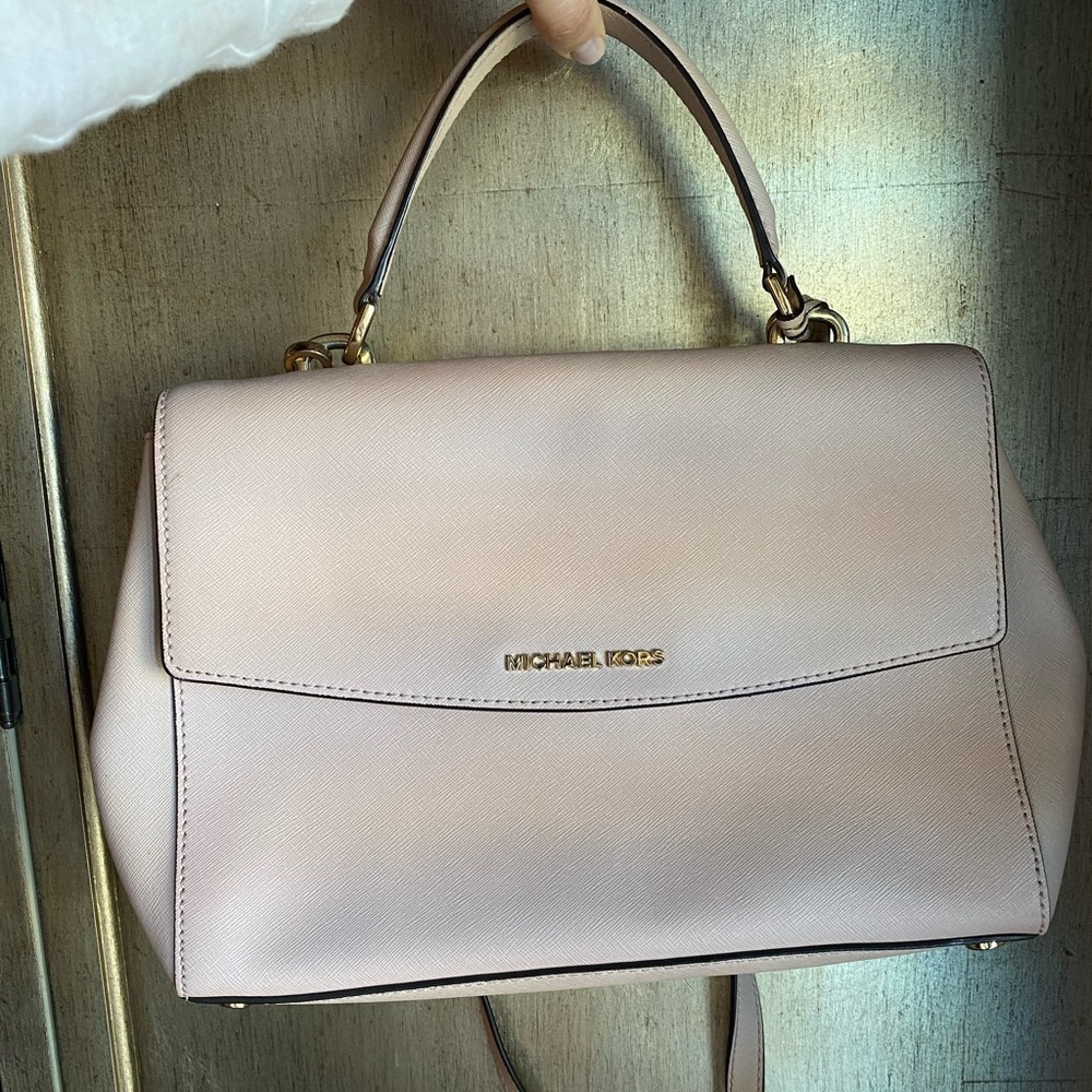 Michael Kors baby pink bag crossbody